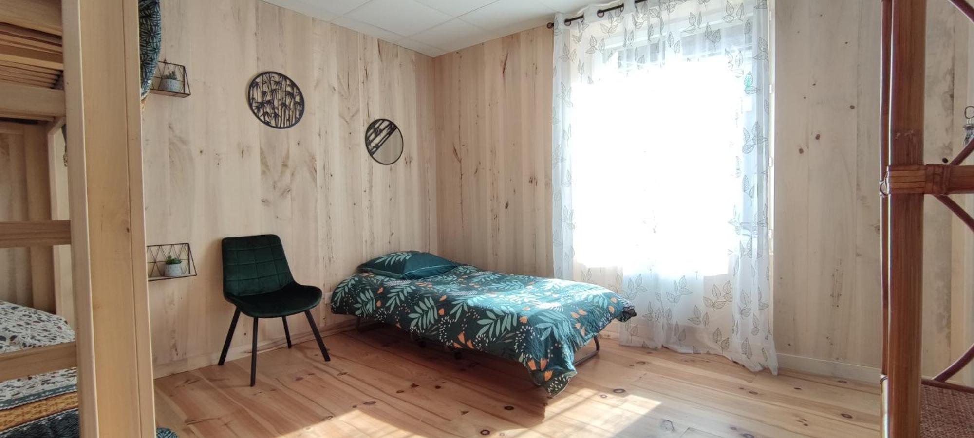 Appartement 2 Chambres Avec Wifi Centre De Descartes Екстер'єр фото